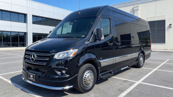 10 passenger sprinter van toledo