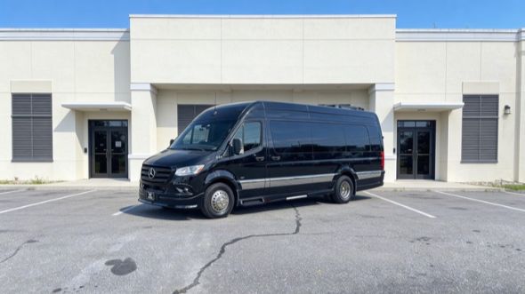 15 passenger sprinter van toledo