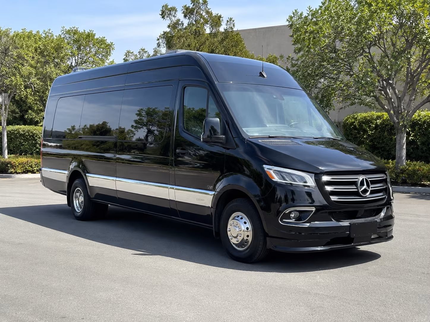 find the perfect transportation for your next private event 5