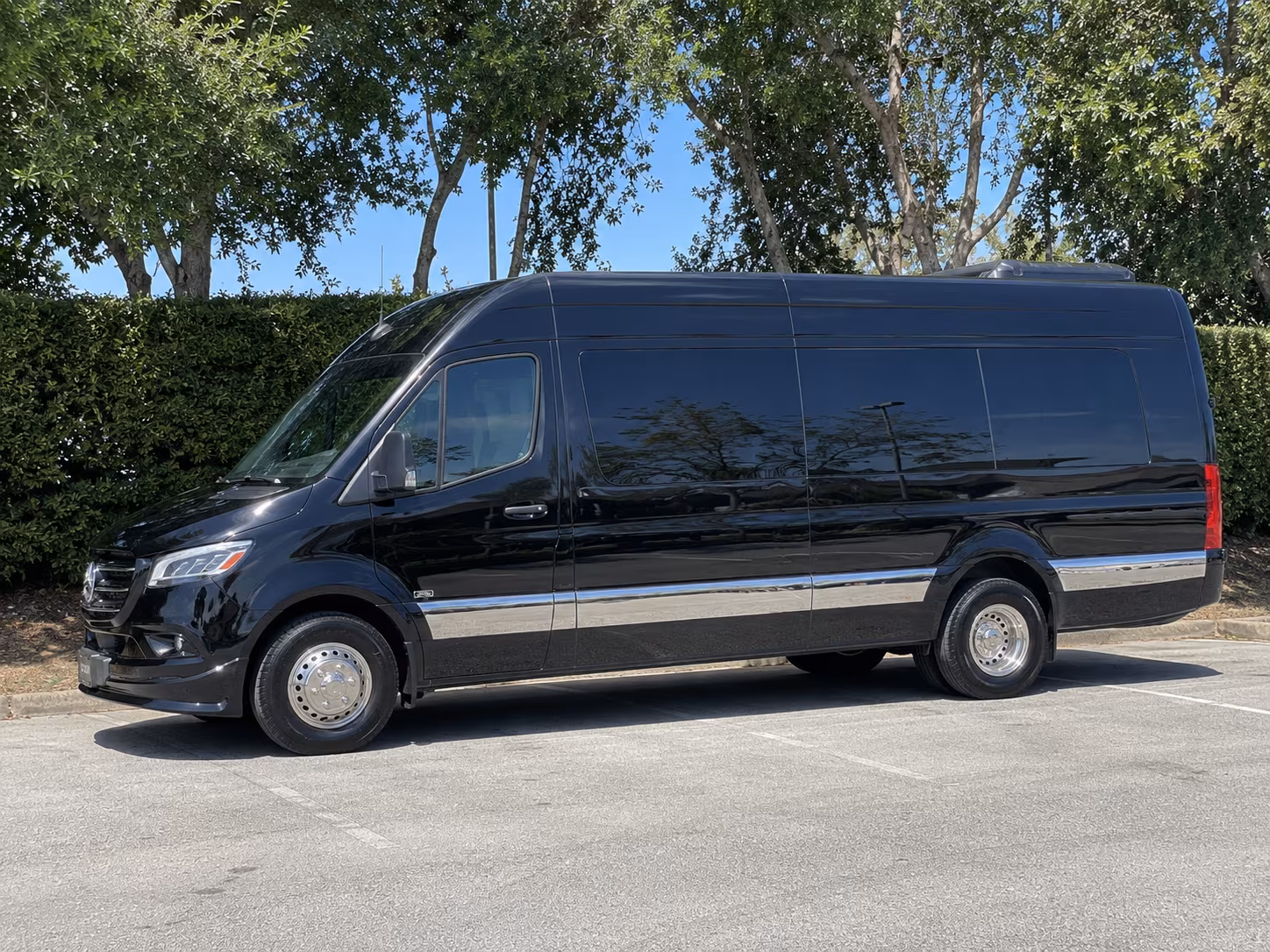 hotel block to venue sprinter van shuttles for toledo wedding guests