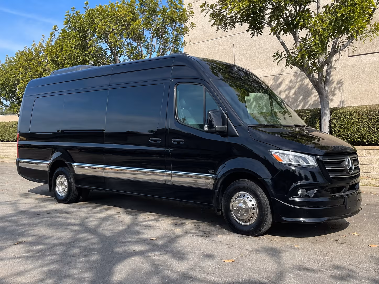 late night and red eye sprinter van airport transfers toledo airport transportation on any schedule